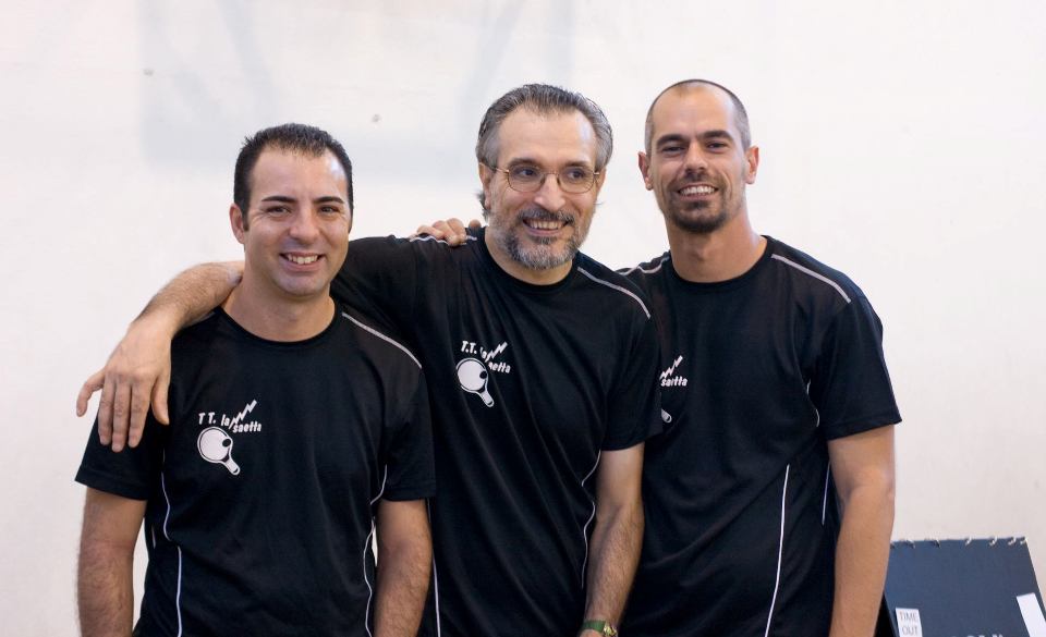  - a dx Christian Ferro con i compagni di squadra Giordano Sini e Mariano Cossellu